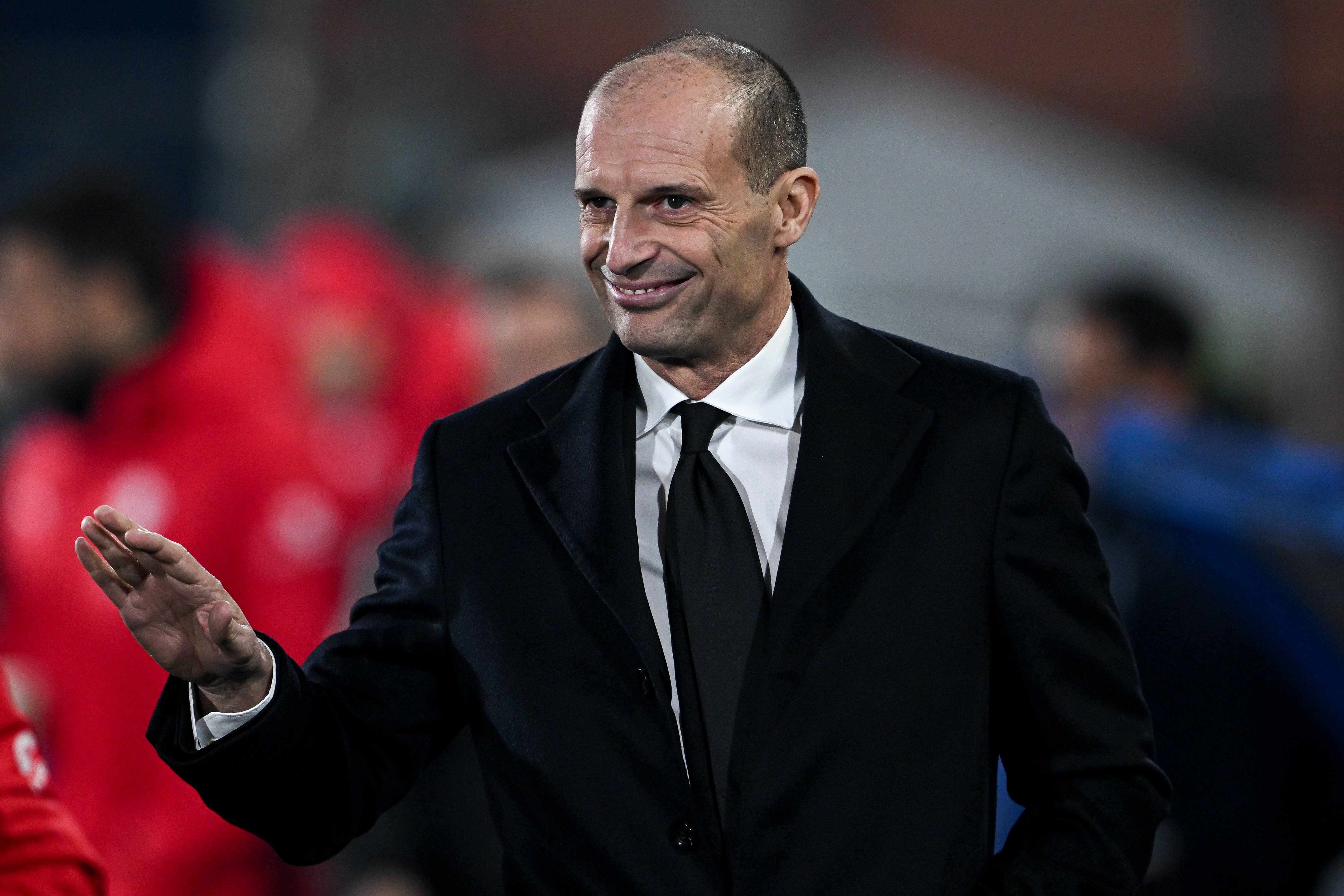 旺财28娱乐-米兰体育报:连休两天易懈怠,阿莱格里把米兰两天假期分开放