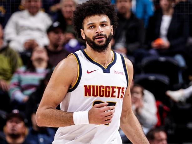 超强输出,穆雷19中13高效砍45分2板8助2断&下半场28分